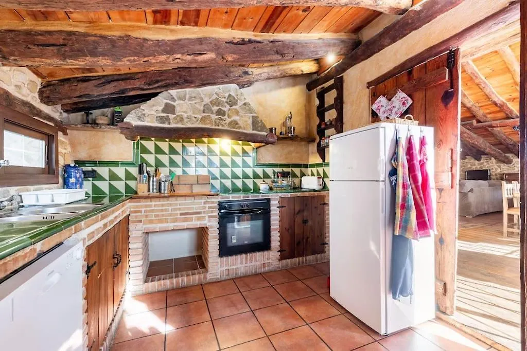 Casa rural Can Miqueló: casa familiar rústica Prat de Comte